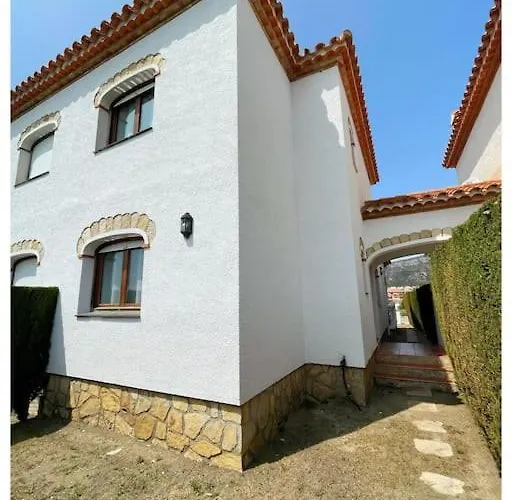 Maison Avec Piscine