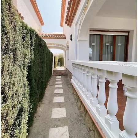 Maison Avec Piscine 度假居 *